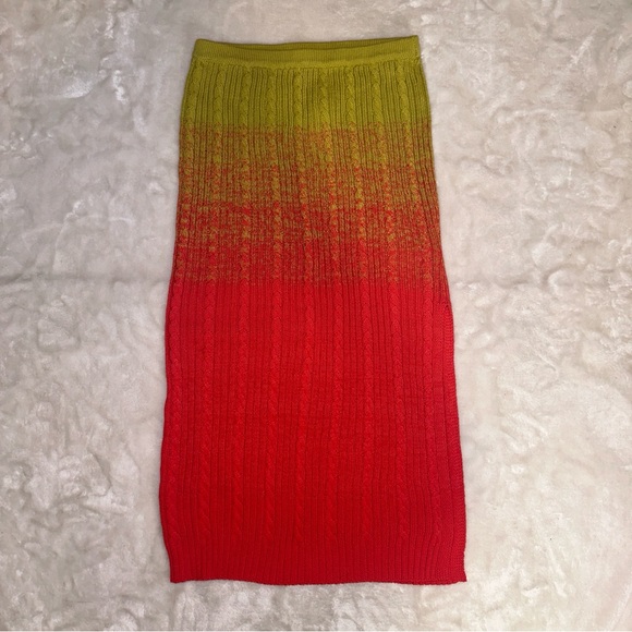 NWT The Drop Lola Red & Green Ombre Knit Midi Ribbed Skirt Size XS - Picture 3 of 10